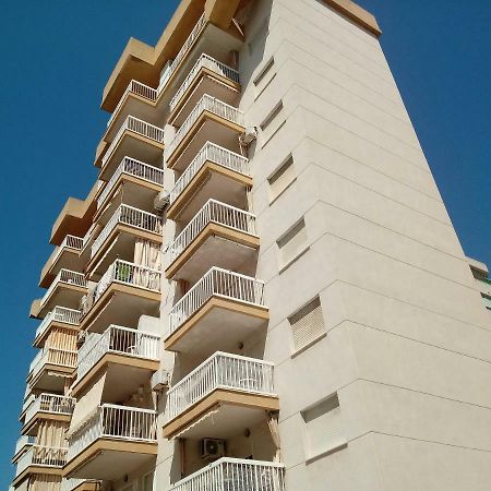 Apartamentos Gandia Grau Y Playa 3000 ภายนอก รูปภาพ