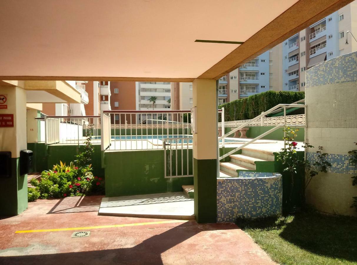 Apartamentos Gandia Grau Y Playa 3000 ภายนอก รูปภาพ