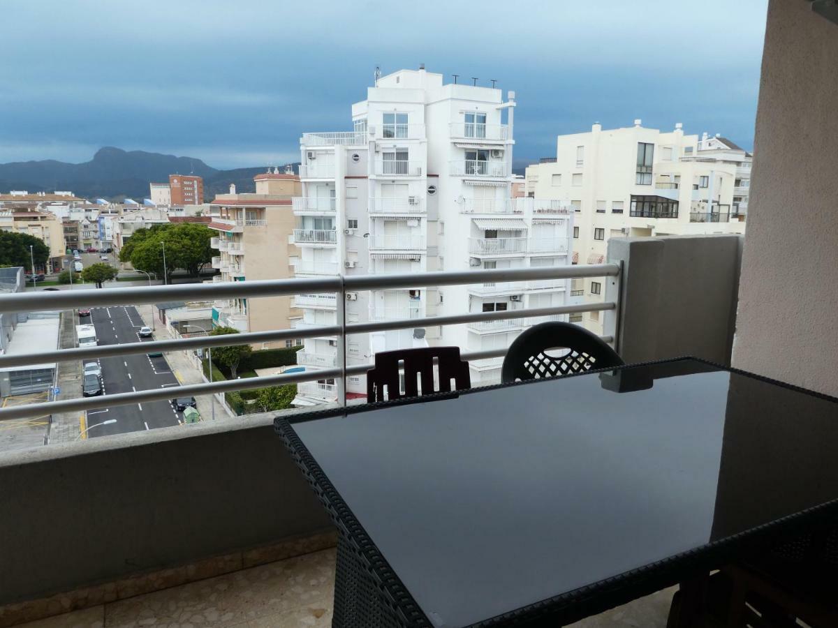 Apartamentos Gandia Grau Y Playa 3000 ภายนอก รูปภาพ