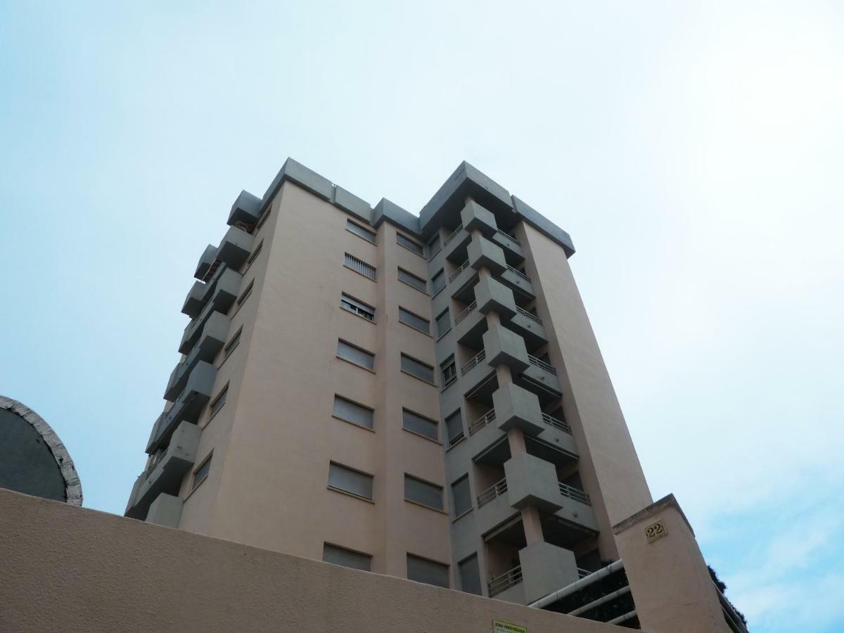 Apartamentos Gandia Grau Y Playa 3000 ภายนอก รูปภาพ