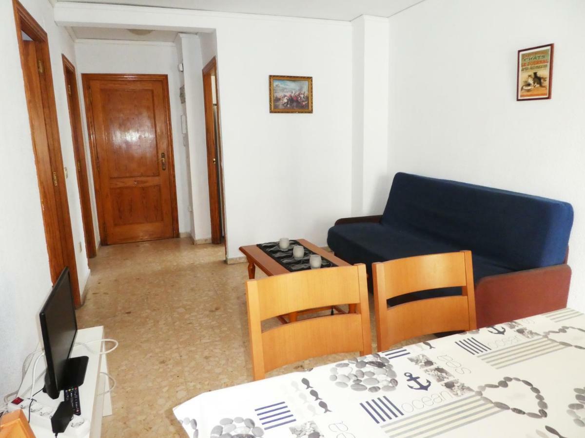 Apartamentos Gandia Grau Y Playa 3000 ภายนอก รูปภาพ